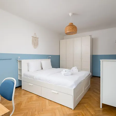 Apartment Lewartowskiego Royal Blue By Bookinghost